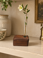 Vase simple asymétrique en noyer pour centre de table | Propagation